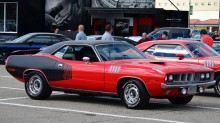    Plymouth Cuda  